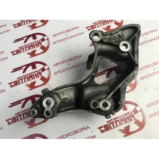 Кронштейн генератора Citroen Berlingo 1.6 HDI 2003-2008 9658199380